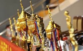 邵佳一执掌国足3把火：体能、纪律、数据，混日子球员的好日子到头了！