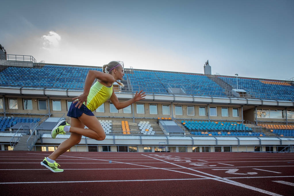 意媒：黄潜考虑买断那不勒斯租将拉法-马林，皇马握有回购权