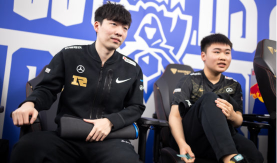 越烧越旺 越烧越旺