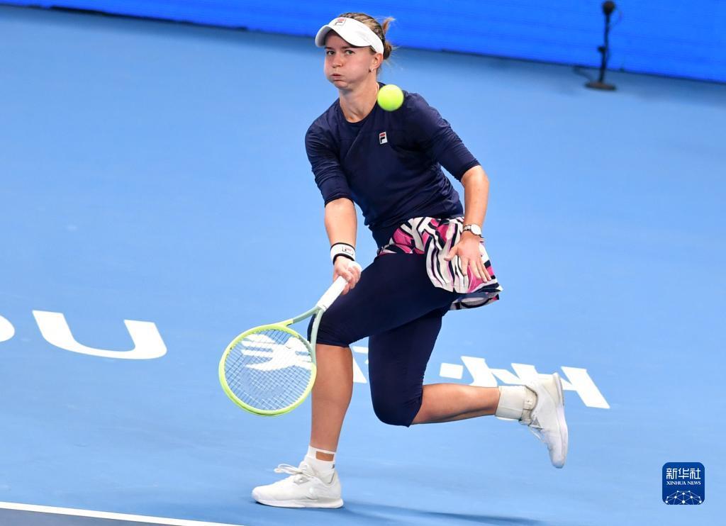 但在不同阶 但在不同阶