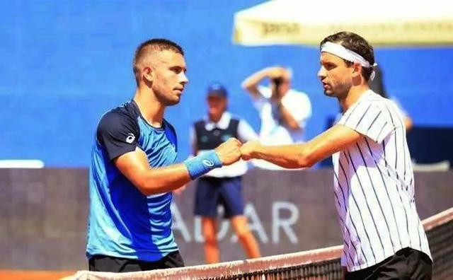 作用也不容 作用也不容